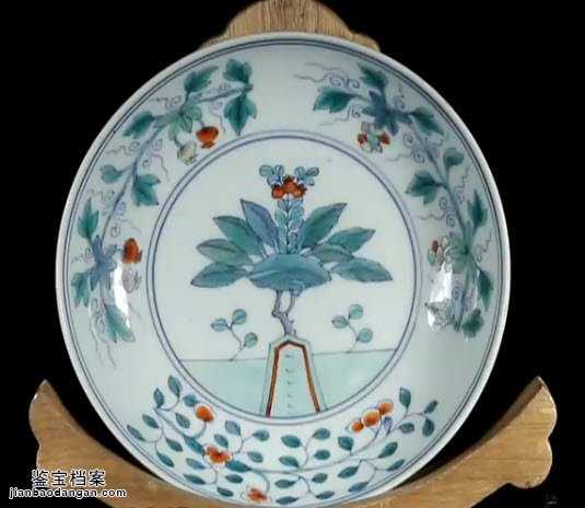 斗彩盤(pán)
