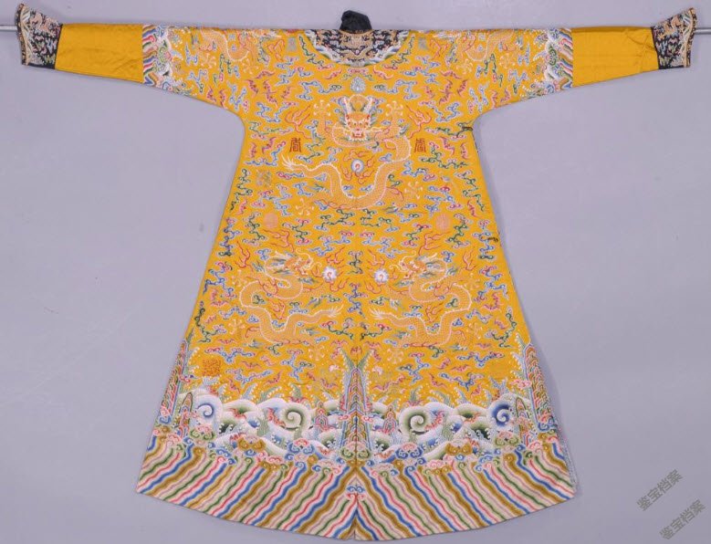 ��Ǭ¡���Sɫ���C�����S���A���ۺ�ʽ