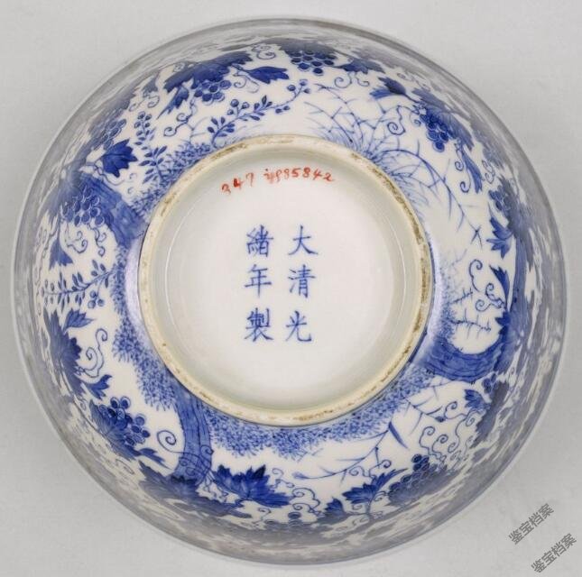 ���w�໨�������Ѽy��ײ�